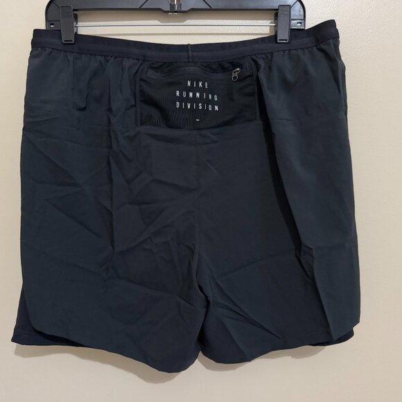 Nike Run Division Flex Stride Hybrid 5" Running Shorts Black Mens DA0280-010 - Picture 3 of 10